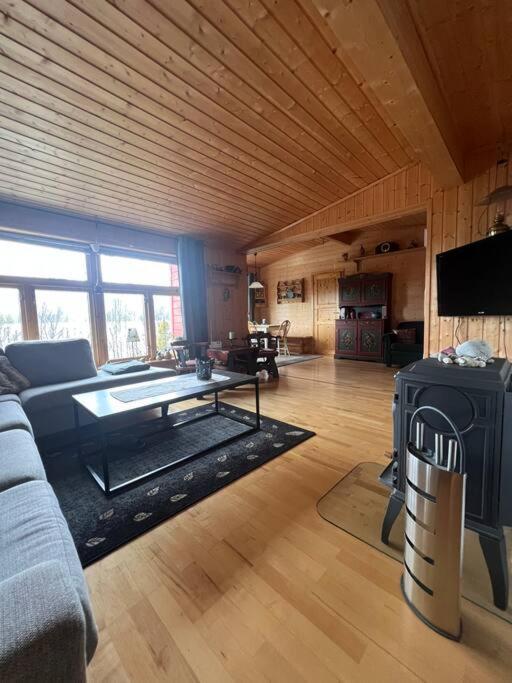 Cozy And Spacious Cabin Svensby 외부 사진